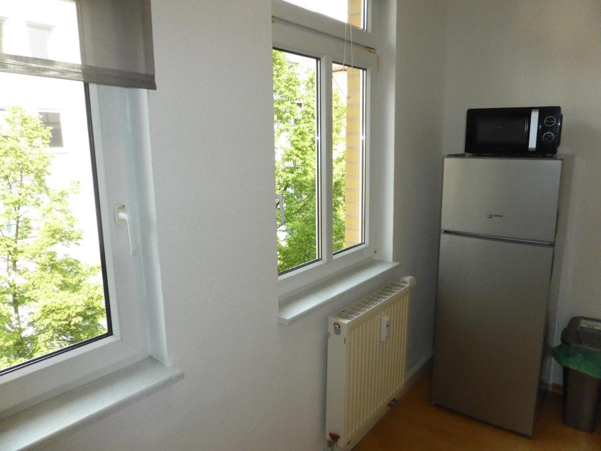 Jena City Apartment, Balkon, Sonnig, Wifi, Parkplaetze, Naehe Zentrum Exterior foto
