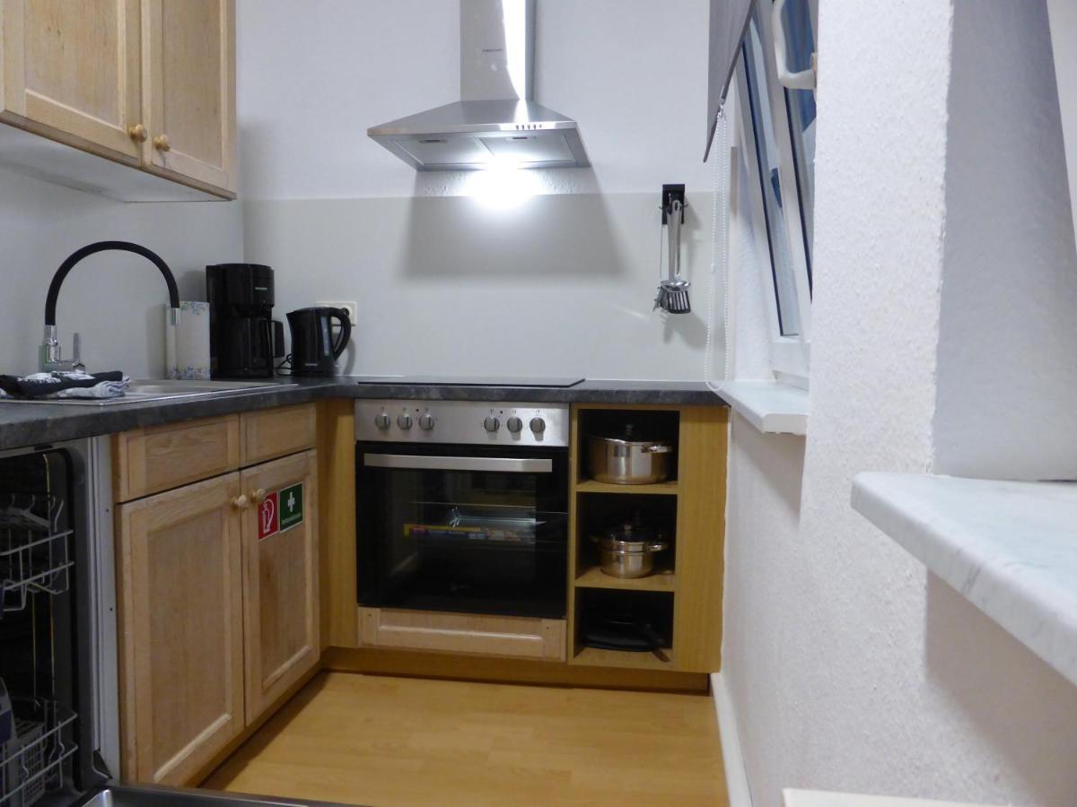 Jena City Apartment, Balkon, Sonnig, Wifi, Parkplaetze, Naehe Zentrum Exterior foto